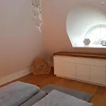 Schaeferhaus * Hemme