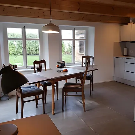 Schaeferhaus بيت للعطل